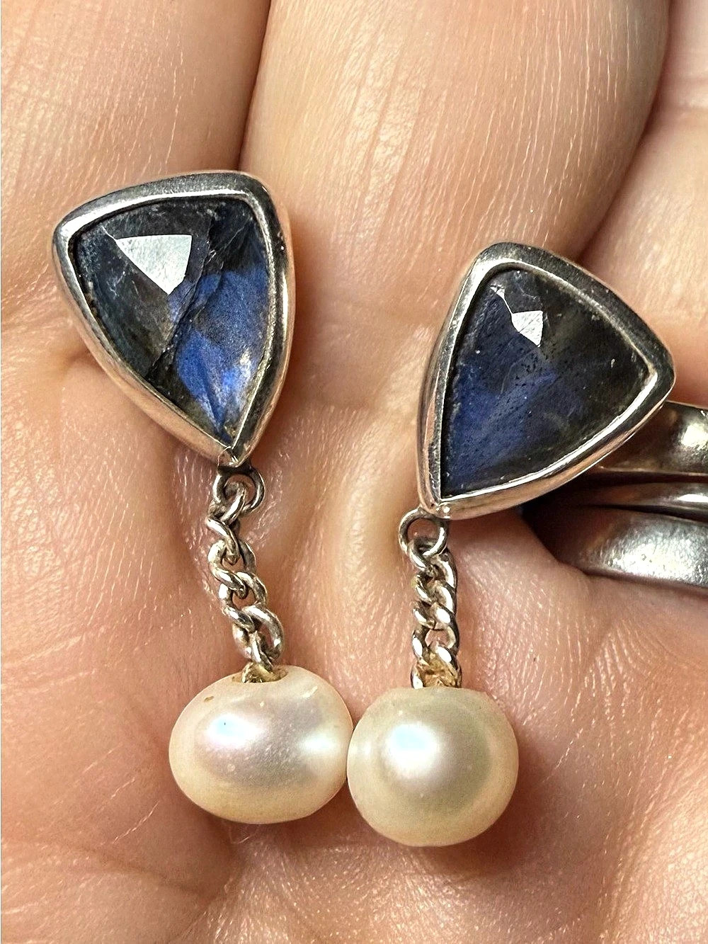 Chan Luu silver, labradorite and pearl deop earrings